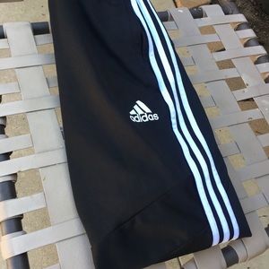 Adidas training pants Tapered (small)